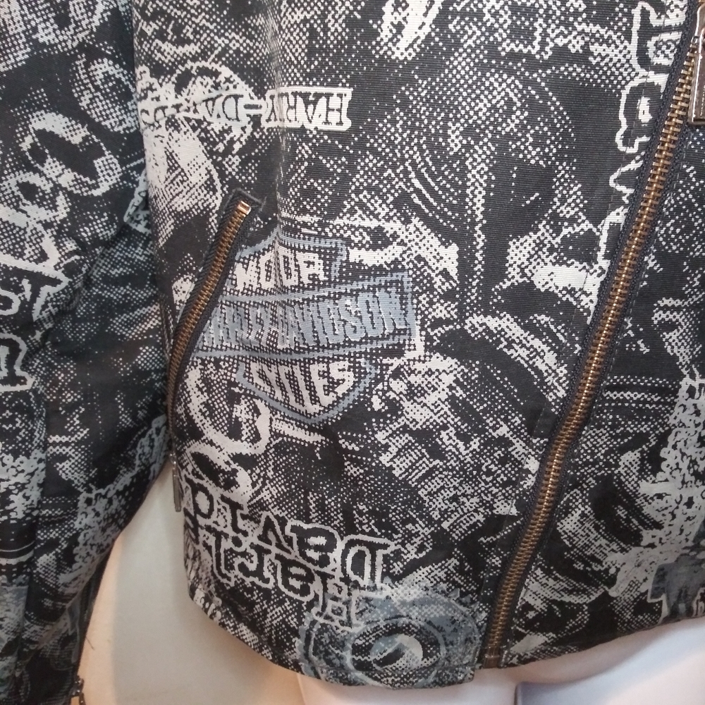 Harley-Davidson News Print Patterned Black & Gray Moto Jacket - Picture 5 of 16